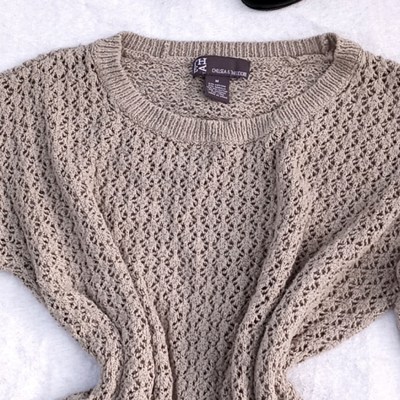 Chelsea & Theodore Top - Picture 3 of 5